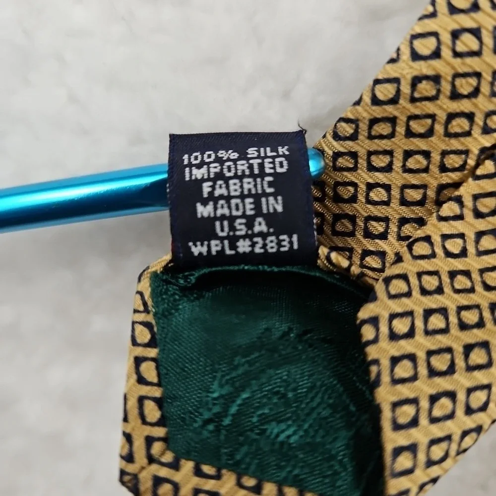 $91 Tommy Hilfiger Men's Blue Geo Classic Vintage Wide Silk Neck‎ Tie 58X3.75